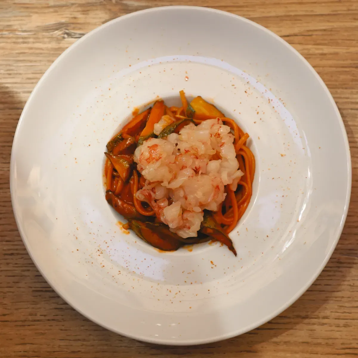 Trenette con i gamberi, un piatto di E Prie Rosse, ristorante genovese in via di Ravecca